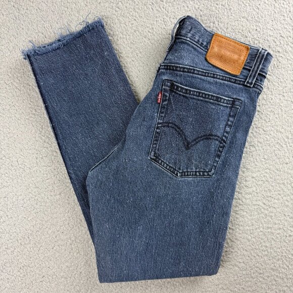 Levis Jeans Women 28 Blue Wedgie Raw Hem Stonewash High Rise Slim Straight Denim - Picture 1 of 11